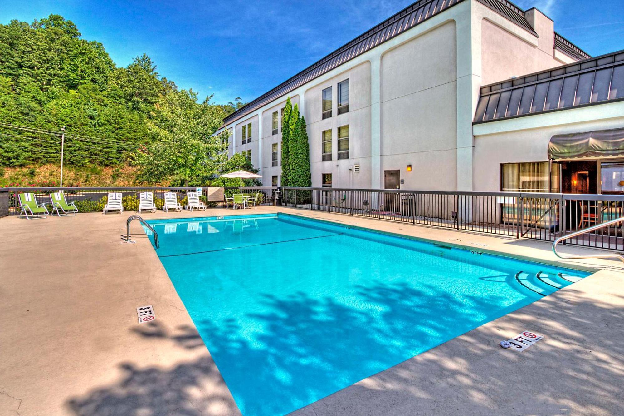 Hampton Inn Franklin, Nc Dış mekan fotoğraf